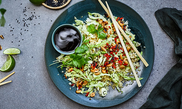 Blomkålris med hoisinsaus