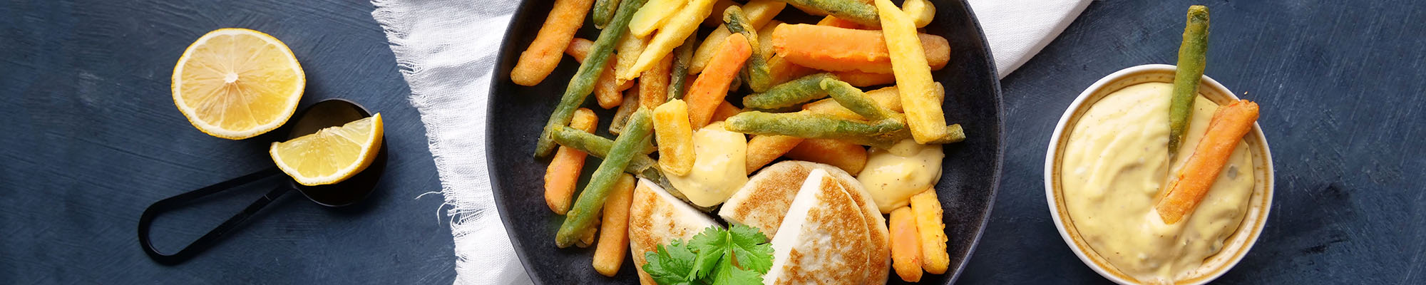 Fiskekaker og grønnsaksfries med remulade