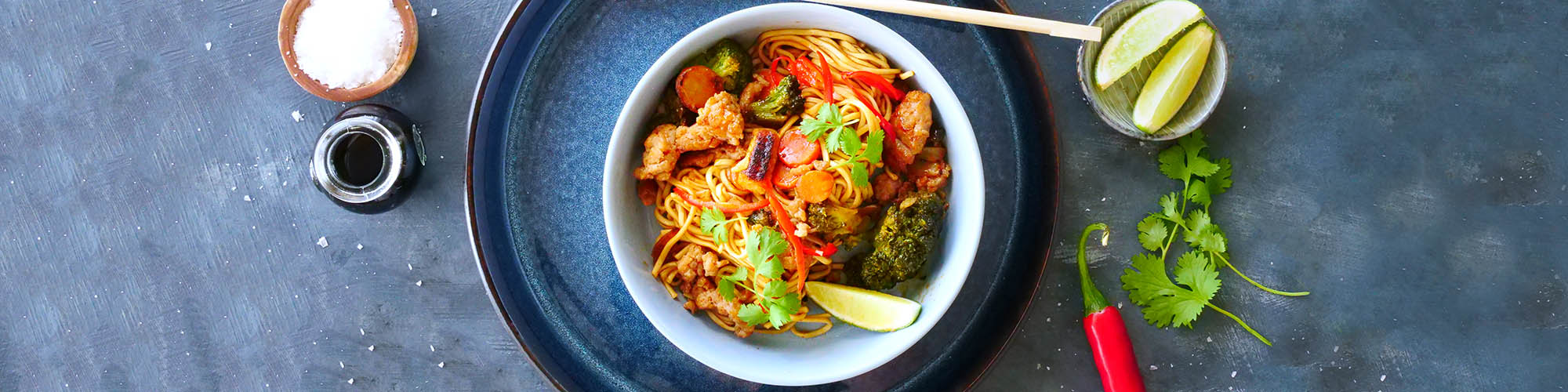 Wok med kyllingkjøttdeig