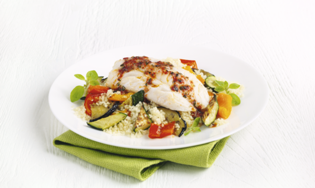 Lettsaltet torsk med couscous og grillede grønnsaker